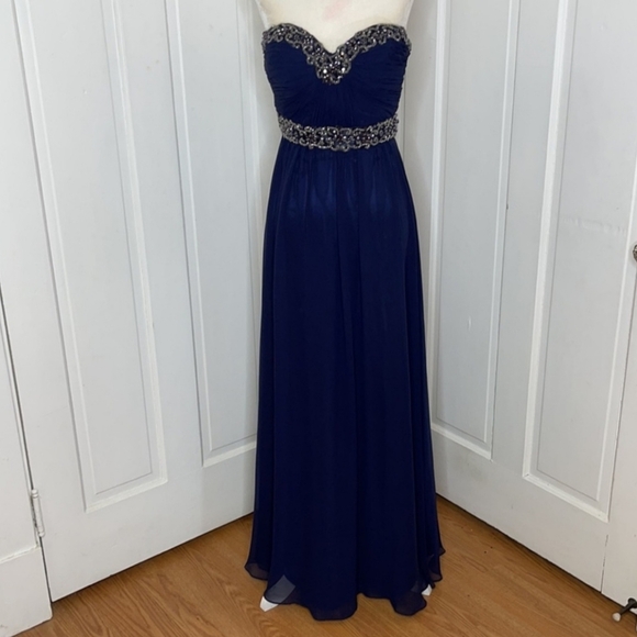 Bee Darlin Navy Blue Strapless Dress - Picture 9 of 12